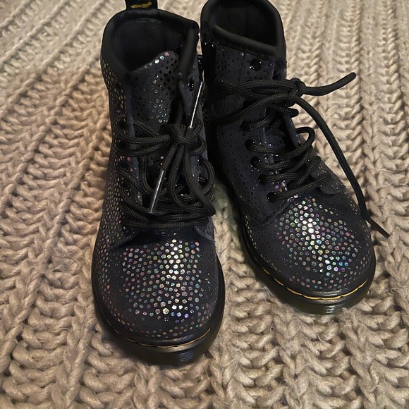 Dr. Martens Toddler Pascal Rainbow Boots - Picture 5 of 9